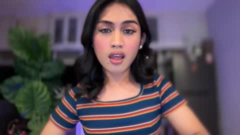 Snapshot of catalina2605 chatting on October 4, 8:07 pm catalina2605 online show from October 4, 8:07 pm