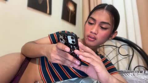 Snapshot of catalina2605 chatting on October 10, 1:32 pm catalina2605 online show from October 10, 1:32 pm