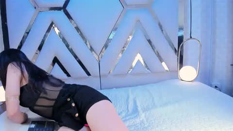 Snapshot of catarinamayer1 chatting on October 27, 10:25 pm catarinamayer1 online show from October 27, 10:25 pm