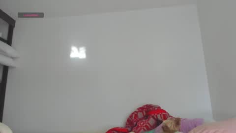      online show from December 3, 1:54 pm