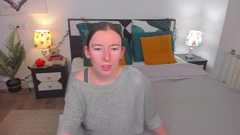 Catrin online show from December 3, 4:25 am