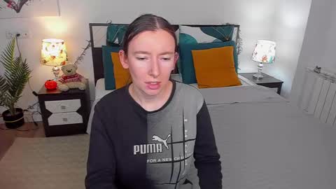 Catrin online show from December 10, 5:07 am