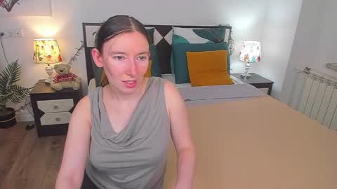 Catrin online show from February 12, 8:49 am