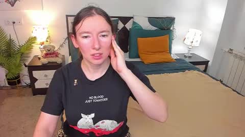 Catrin online show from November 28, 5:32 am