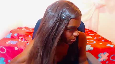 cathi_nahomi online show from October 18, 9:26 pm