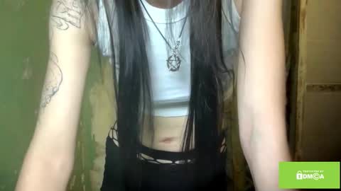 Lola online show from November 22, 10:20 pm