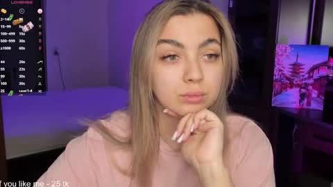 Snapshot of catrinaeuphorina chatting on March 9, 3:38 pm Catrina or just Cat online show from March 9, 3:38 pm