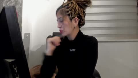 Snapshot of catt_evans1 chatting on October 9, 12:08 am CATT EVANS online show from October 9, 12:08 am