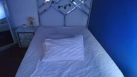 CATALEYA  online show from January 22, 2:59 am