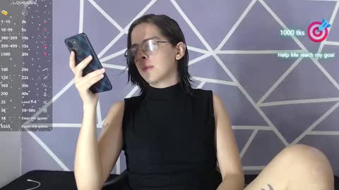 cava_pretty online show from February 26, 11:09 am