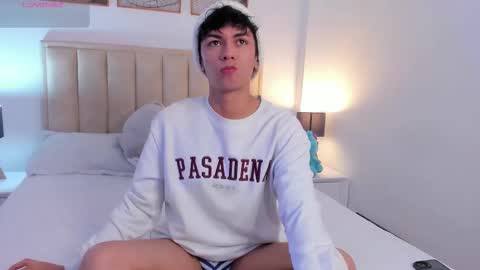 Cayden online show from November 5, 4:23 am