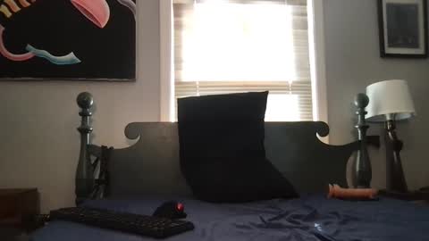 Snapshot of cdamandawilm chatting on March 1, 8:53 pm cdamandawilm online show from March 1, 8:53 pm