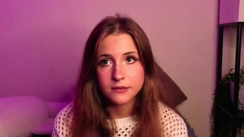 Lina  online show from October 19, 7:25 pm