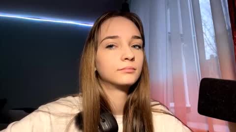 Lily online show from November 14, 12:26 pm