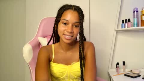 Snapshot of cedaya555 chatting on October 3, 8:33 am CEDAYA555 online show from October 3, 8:33 am