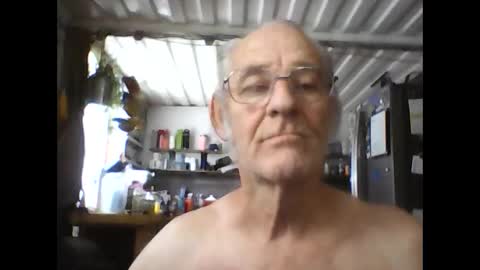 Chuck online show from December 18, 6:03 pm