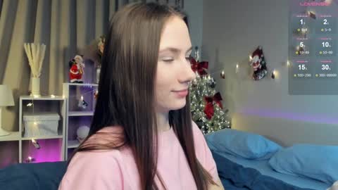 Josie Manesi online show from January 17, 11:40 pm