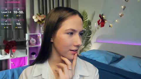 Josie Manesi online show from February 6, 7:51 pm