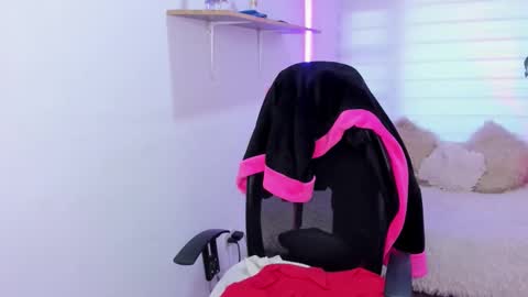 celeste_bonnet1 online show from November 1, 11:23 am