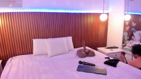 Sofia Castrillon online show from December 3, 12:14 pm