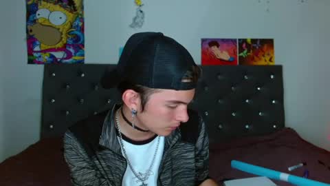 I am Valentinn online show from December 16, 11:07 pm