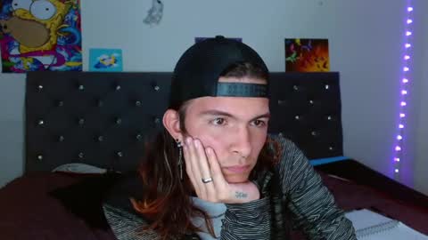 I am Valentinn online show from December 17, 5:18 am