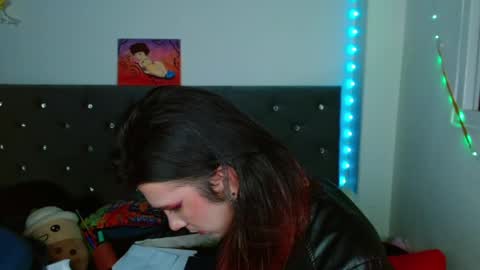 I am Valentinn online show from January 18, 4:59 am