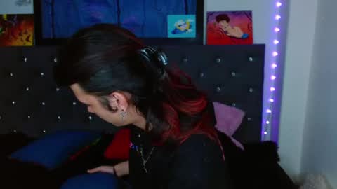 I am Valentinn online show from February 9, 12:06 am