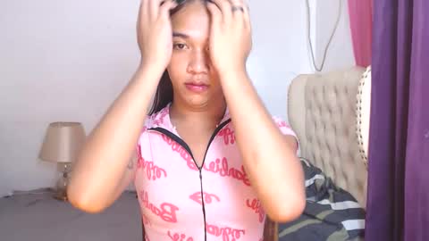 merry joannah online show from December 8, 3:32 am