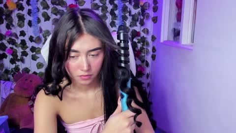 Celestineeeeee online show from December 4, 12:52 am