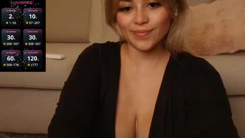 Celia online show from November 17, 6:08 am