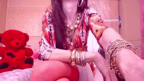 Cerise online show from February 11, 3:29 am