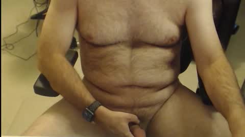 Snapshot of chalupabatmn752180 chatting on December 17, 12:38 am Lumberjack Zeitgeist online show from December 17, 12:38 am