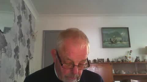 Snapshot of champers37 chatting on January 11, 9:57 am Champers online show from January 11, 9:57 am