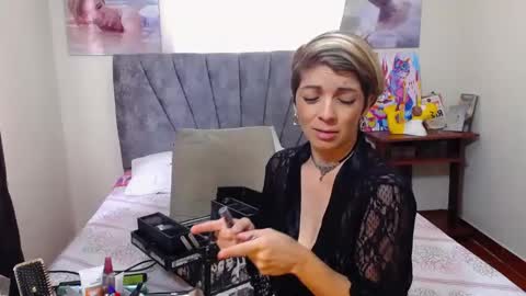 chanel online show from September 17, 1:35 pm