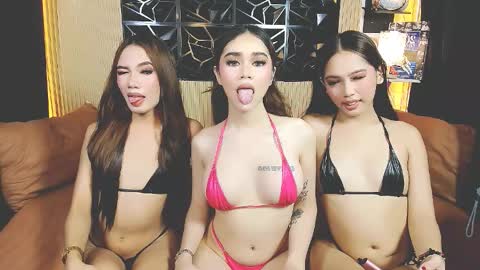 Snapshot of chanelfvckingvixen chatting on December 14, 12:21 pm Your lovely Chanel online show from December 14, 12:21 pm