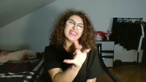 Snapshot of chanelis069 chatting on January 7, 4:27 pm Stephanieblisss online show from January 7, 4:27 pm