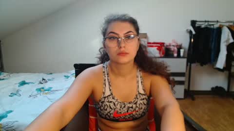 Snapshot of chanelis069 chatting on February 25, 12:55 pm Stephanieblisss online show from February 25, 12:55 pm