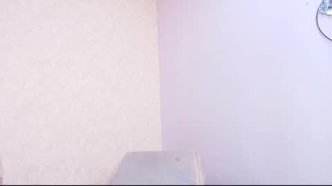 Snapshot of chantal_taylor_ chatting on October 24, 12:01 pm Raquel online show from October 24, 12:01 pm