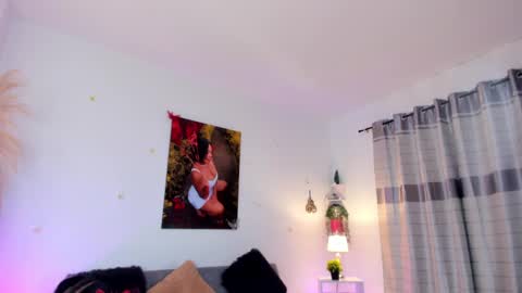   online show from November 15, 12:02 pm