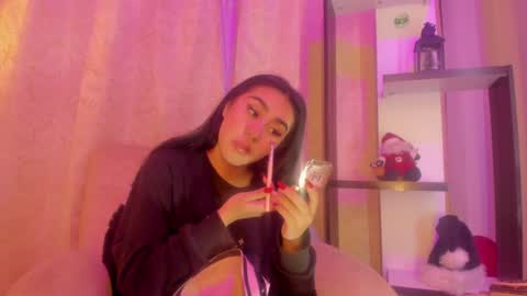 Chantall online show from December 7, 4:20 am