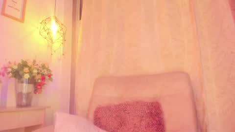 Chantall online show from December 23, 6:11 am