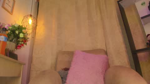 Chantall online show from December 30, 4:42 am