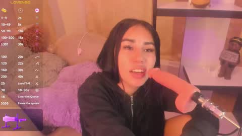 Chantall online show from February 13, 9:51 am