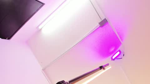 Chantall online show from February 24, 10:48 am