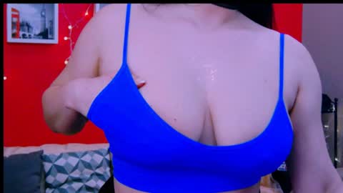 The Queen online show from January 19, 8:18 am