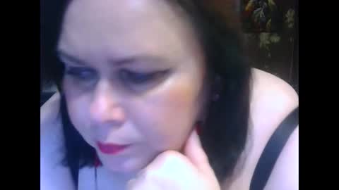 Snapshot of charleekendall chatting on November 3, 7:37 pm CharleeKendall online show from November 3, 7:37 pm