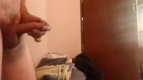 Snapshot of charljooste6 chatting on December 15, 8:07 am Boogog online show from December 15, 8:07 am