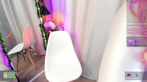 Snapshot of charloottee_1 chatting on December 28, 6:28 am Char 3 Lets go for the 100 Thumb-Up online show from December 28, 6:28 am