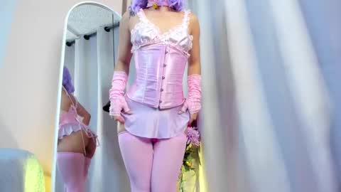 Snapshot of charloottee_1 chatting on March 6, 5:46 am Char 3 Lets go for the 100 Thumb-Up online show from March 6, 5:46 am